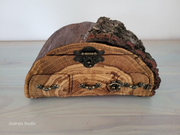 Handmade box of oak wood
